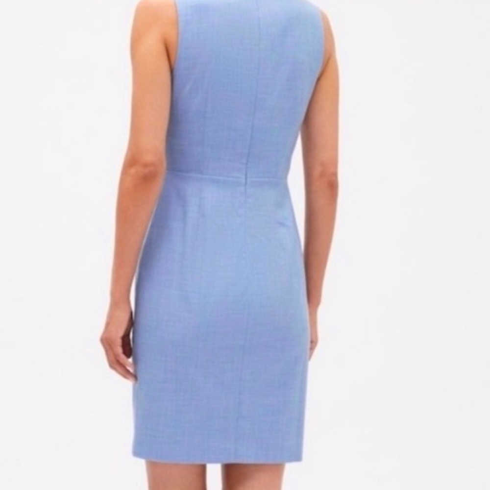 BANANA REPUBLIC $100 Sheath‎ Women's Dress Chambray Blue Size 8P NWT - Picture 2 of 4